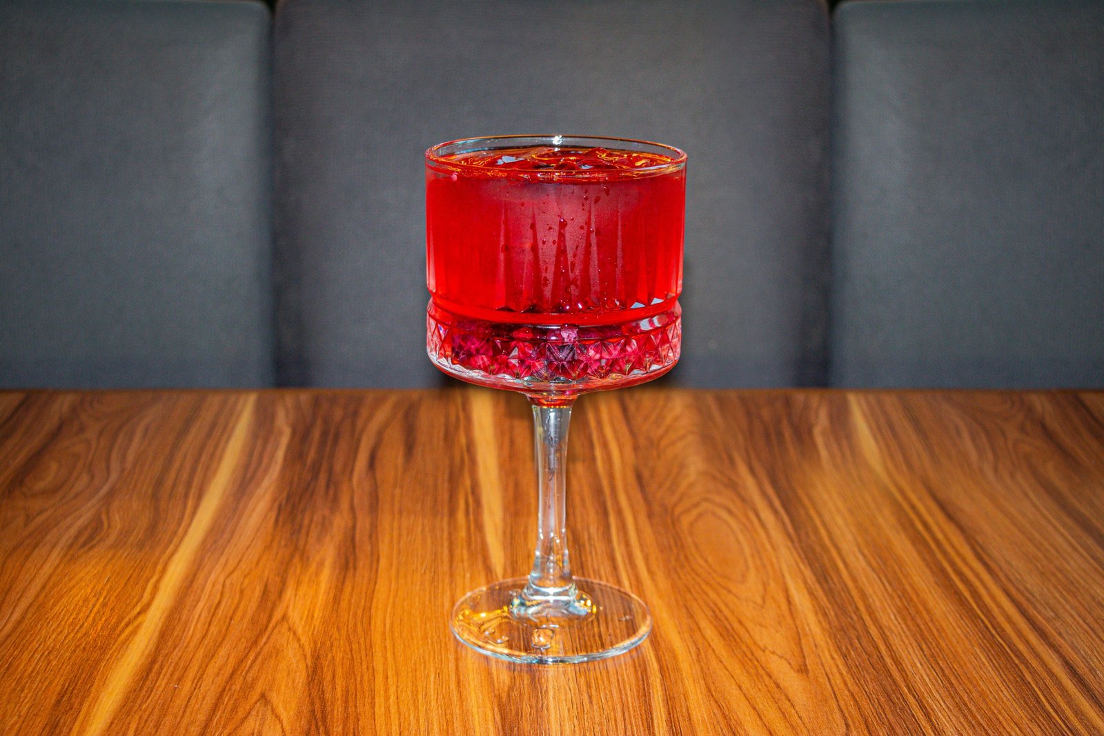 gin tonic de frutos rojos